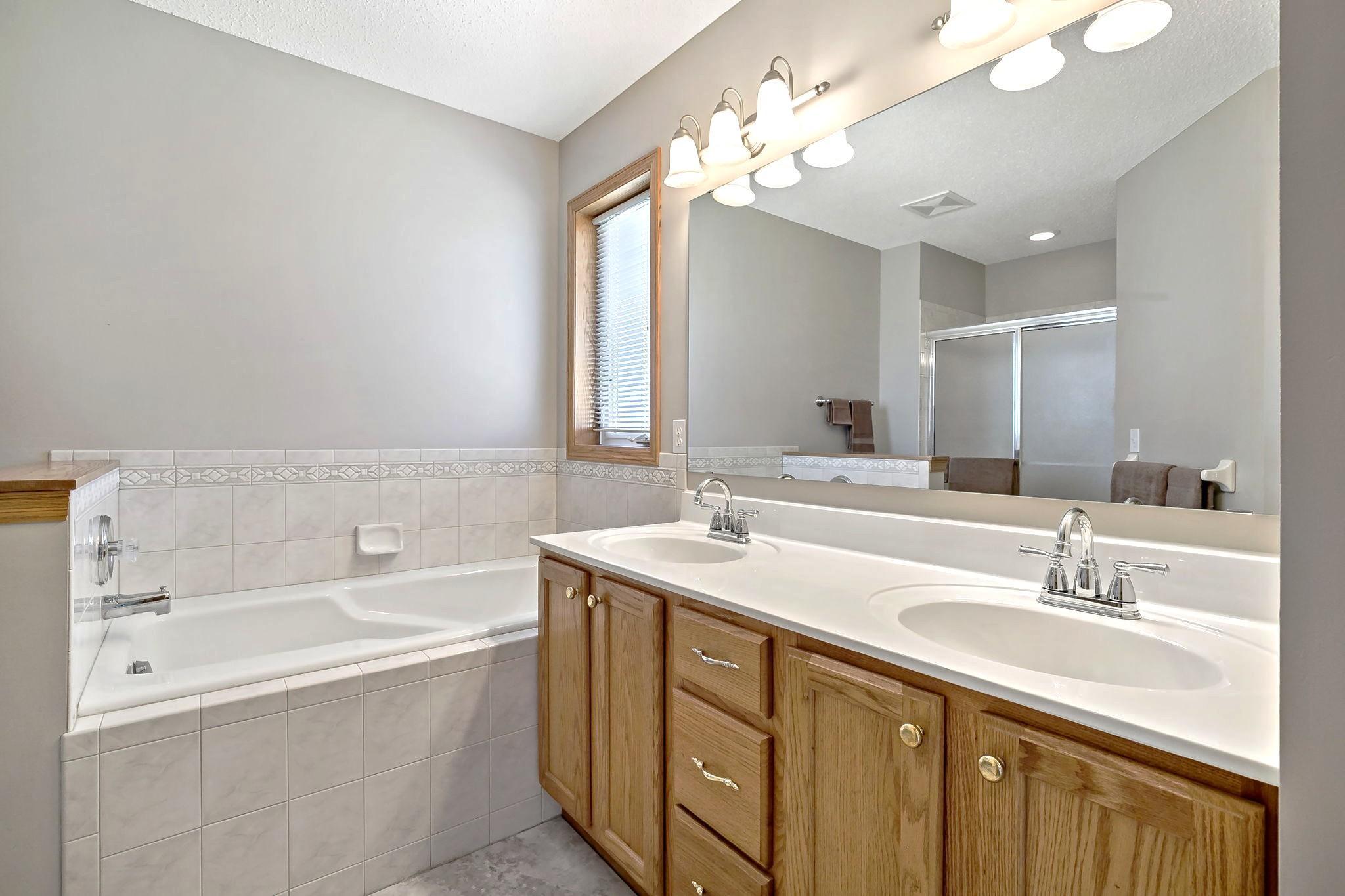 Private full Primary bathroom