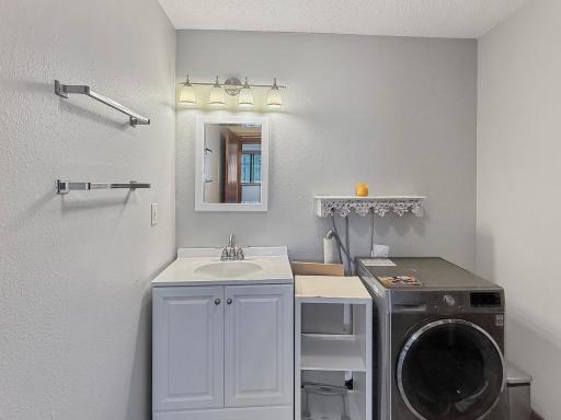 1225 7th Street S, 4, Moorhead, MN 56560