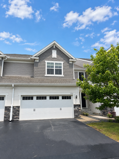 4364 Corn Silk Lane, Woodbury, MN 55129