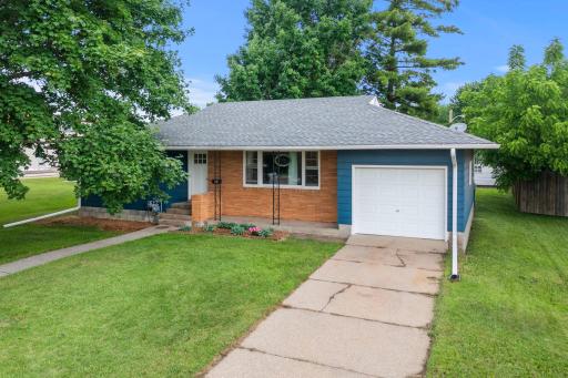 305 Main Street E, New Prague, MN 56071