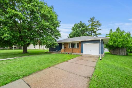 305 Main Street E, New Prague, MN 56071