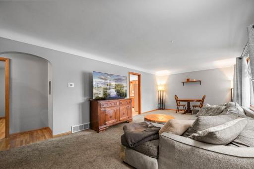 305 Main Street E, New Prague, MN 56071
