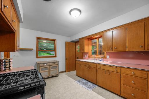 305 Main Street E, New Prague, MN 56071