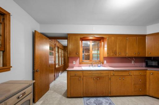 305 Main Street E, New Prague, MN 56071