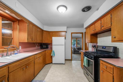 305 Main Street E, New Prague, MN 56071