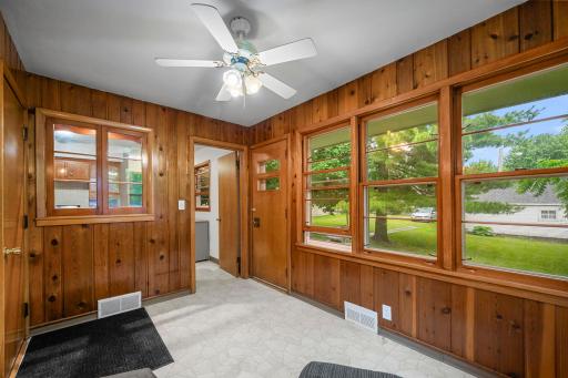 305 Main Street E, New Prague, MN 56071