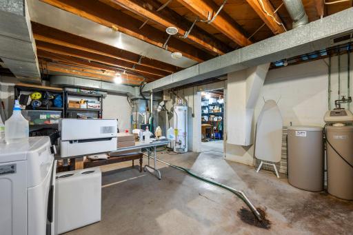 305 Main Street E, New Prague, MN 56071