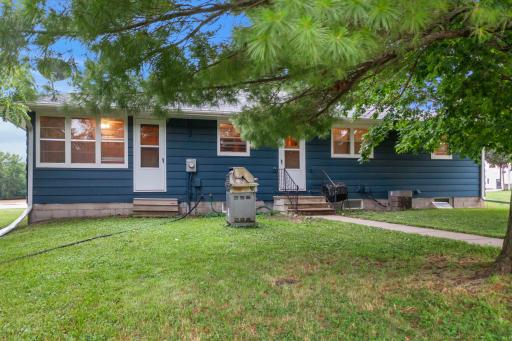 305 Main Street E, New Prague, MN 56071