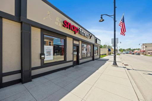 305 Main Street E, New Prague, MN 56071