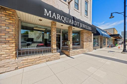 305 Main Street E, New Prague, MN 56071