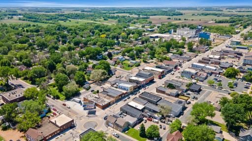 305 Main Street E, New Prague, MN 56071