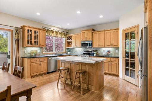 8167 Enclave Road, Saint Paul, MN 55125