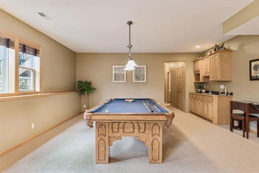 8167 Enclave Road, Saint Paul, MN 55125