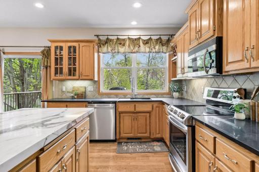 8167 Enclave Road, Saint Paul, MN 55125