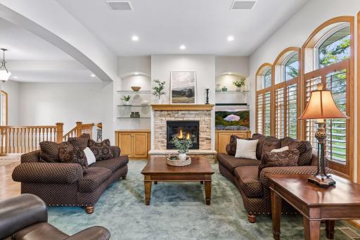 8167 Enclave Road, Saint Paul, MN 55125