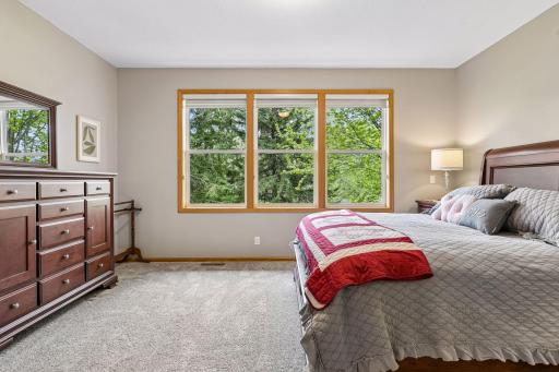8167 Enclave Road, Saint Paul, MN 55125
