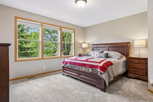 8167 Enclave Road, Saint Paul, MN 55125