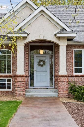 8167 Enclave Road, Saint Paul, MN 55125