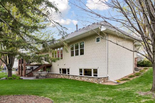8167 Enclave Road, Saint Paul, MN 55125