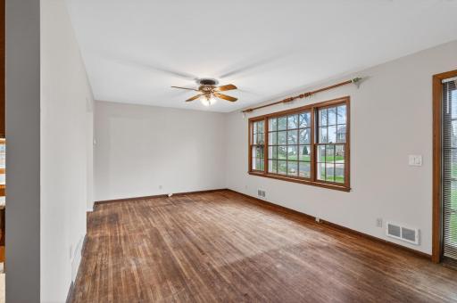 337 104th Lane NE, Blaine, MN 55434