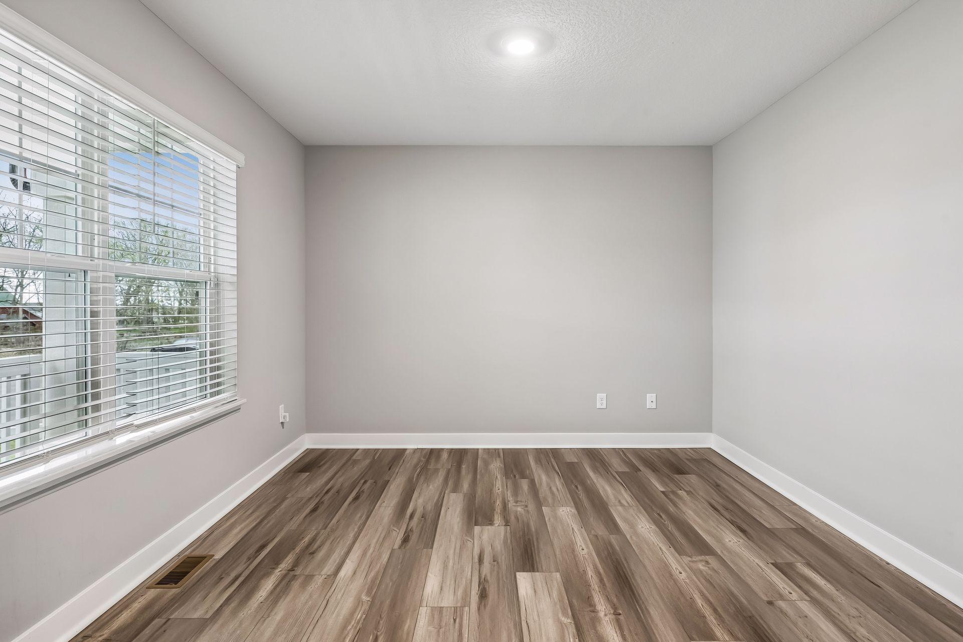 8261 Saddle Trail - Spacecrafting - 0014.jpg