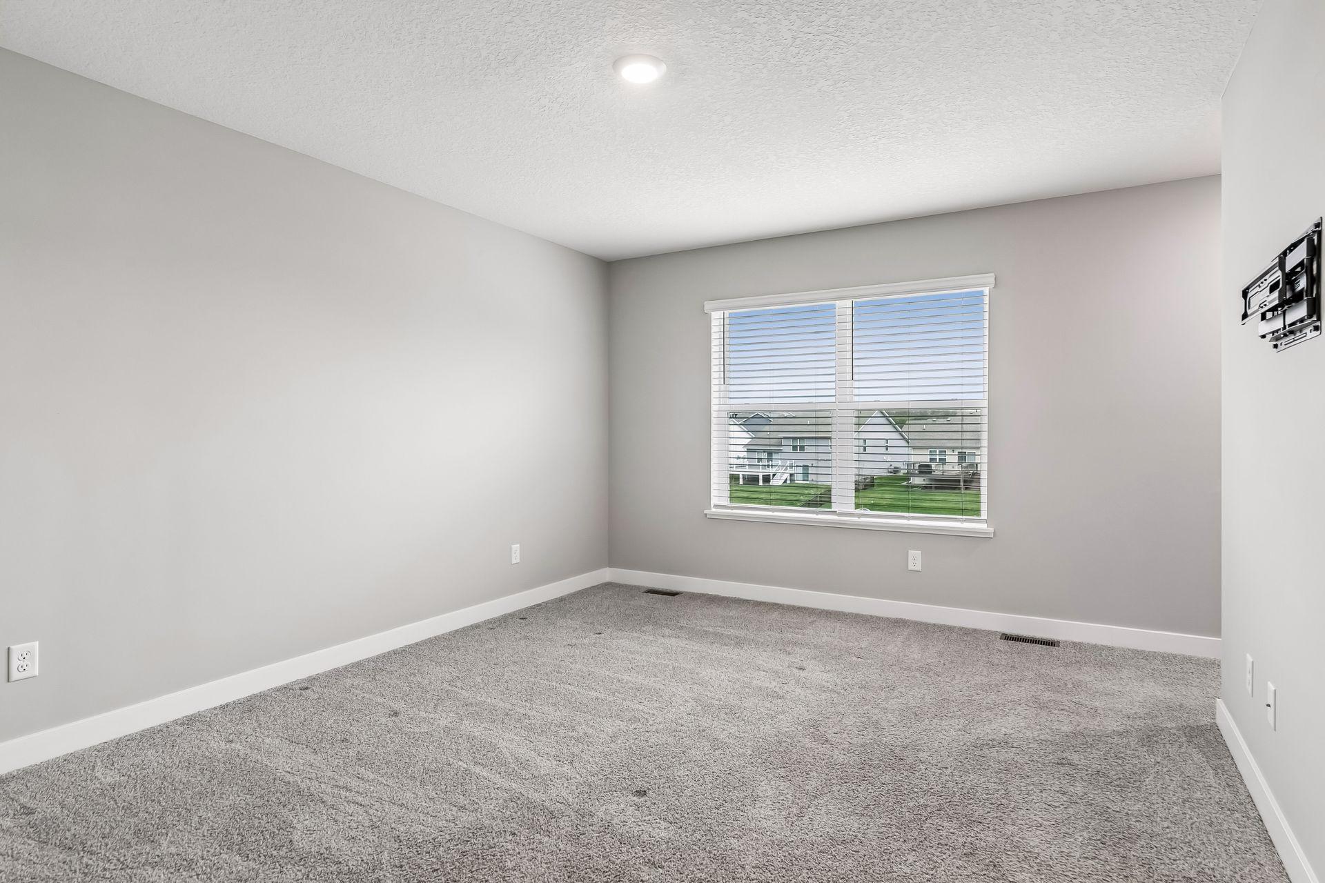 8261 Saddle Trail - Spacecrafting - 0030.jpg