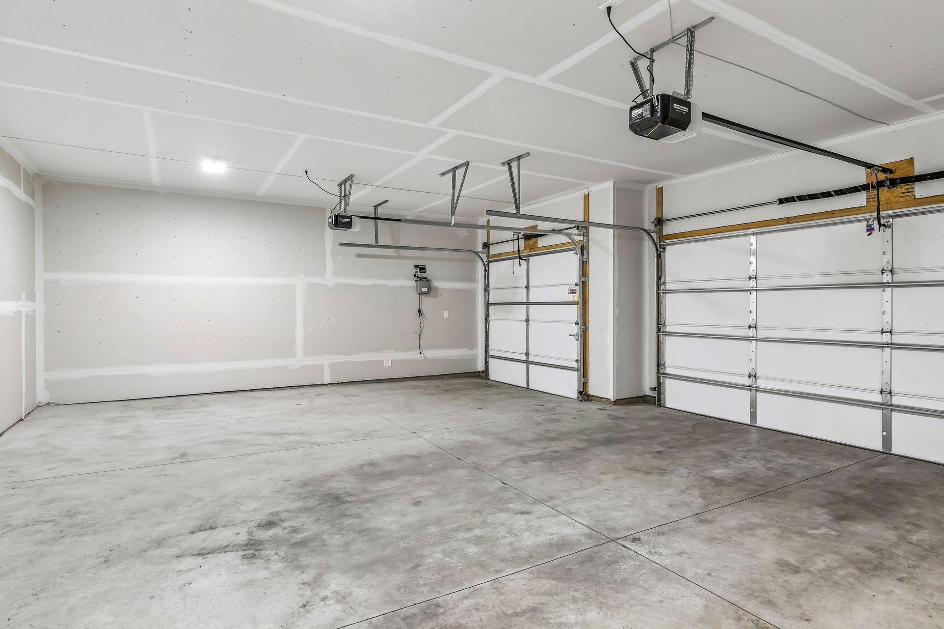 8261 Saddle Trail - Spacecrafting - 0029.jpg