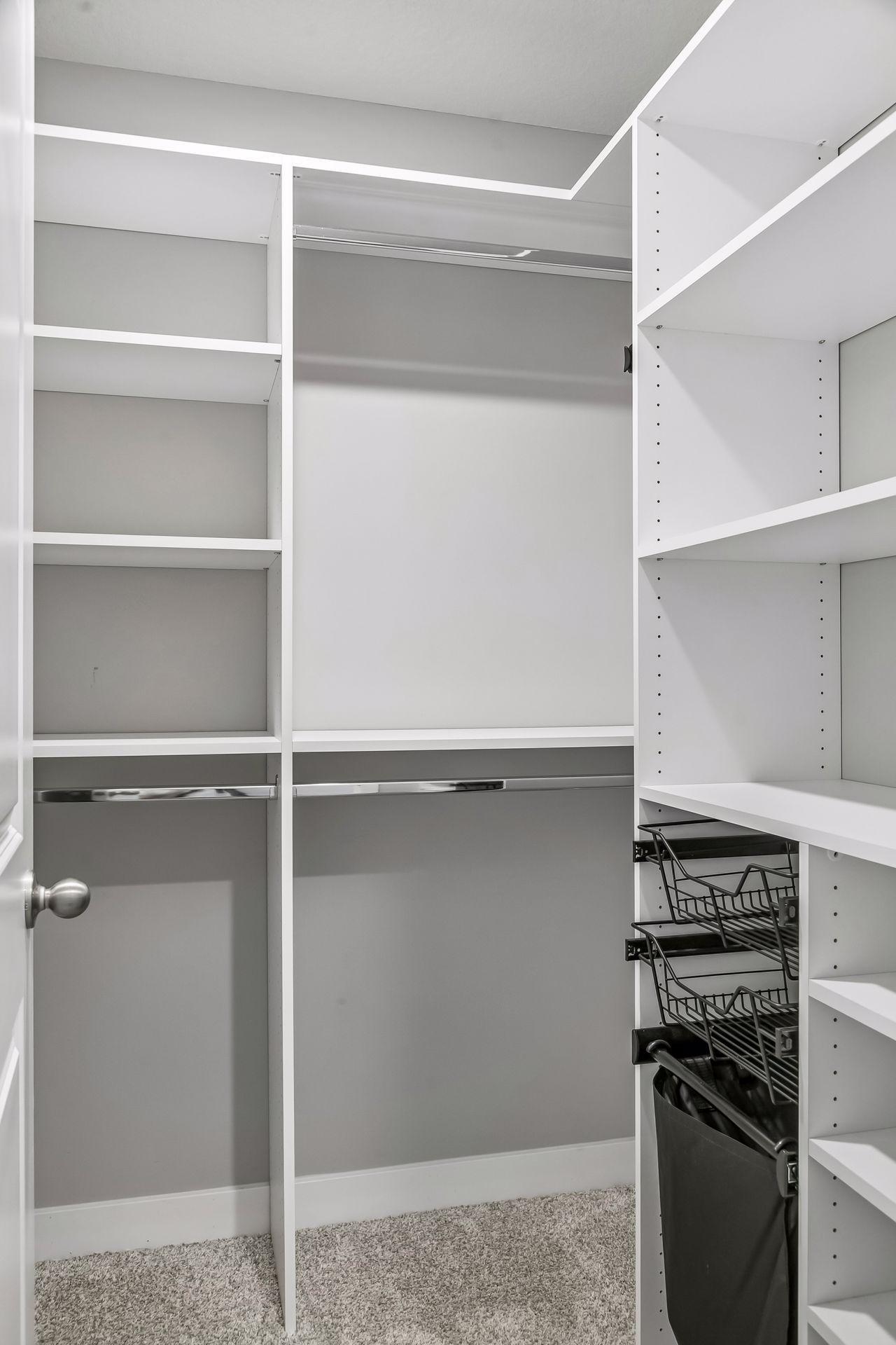 8261 Saddle Trail - Spacecrafting - 0032.jpg