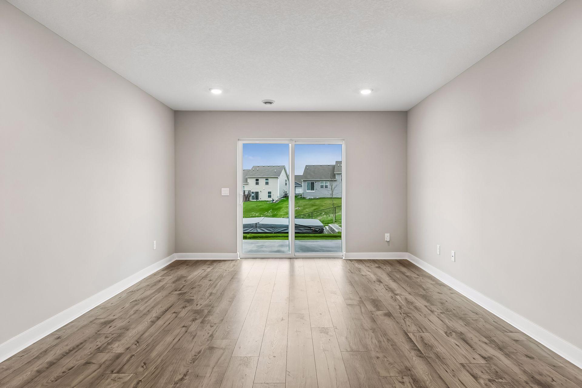 8261 Saddle Trail - Spacecrafting - 0039.jpg