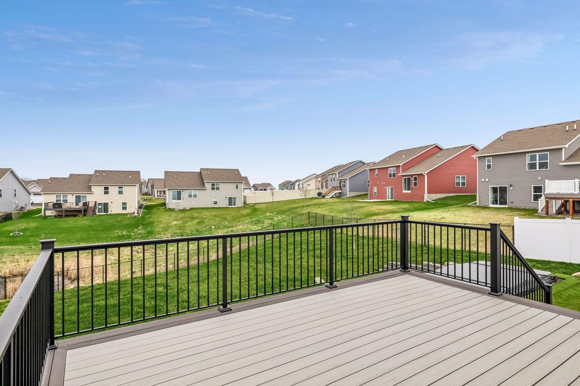 8261 Saddle Trail - Spacecrafting - 0046.jpg