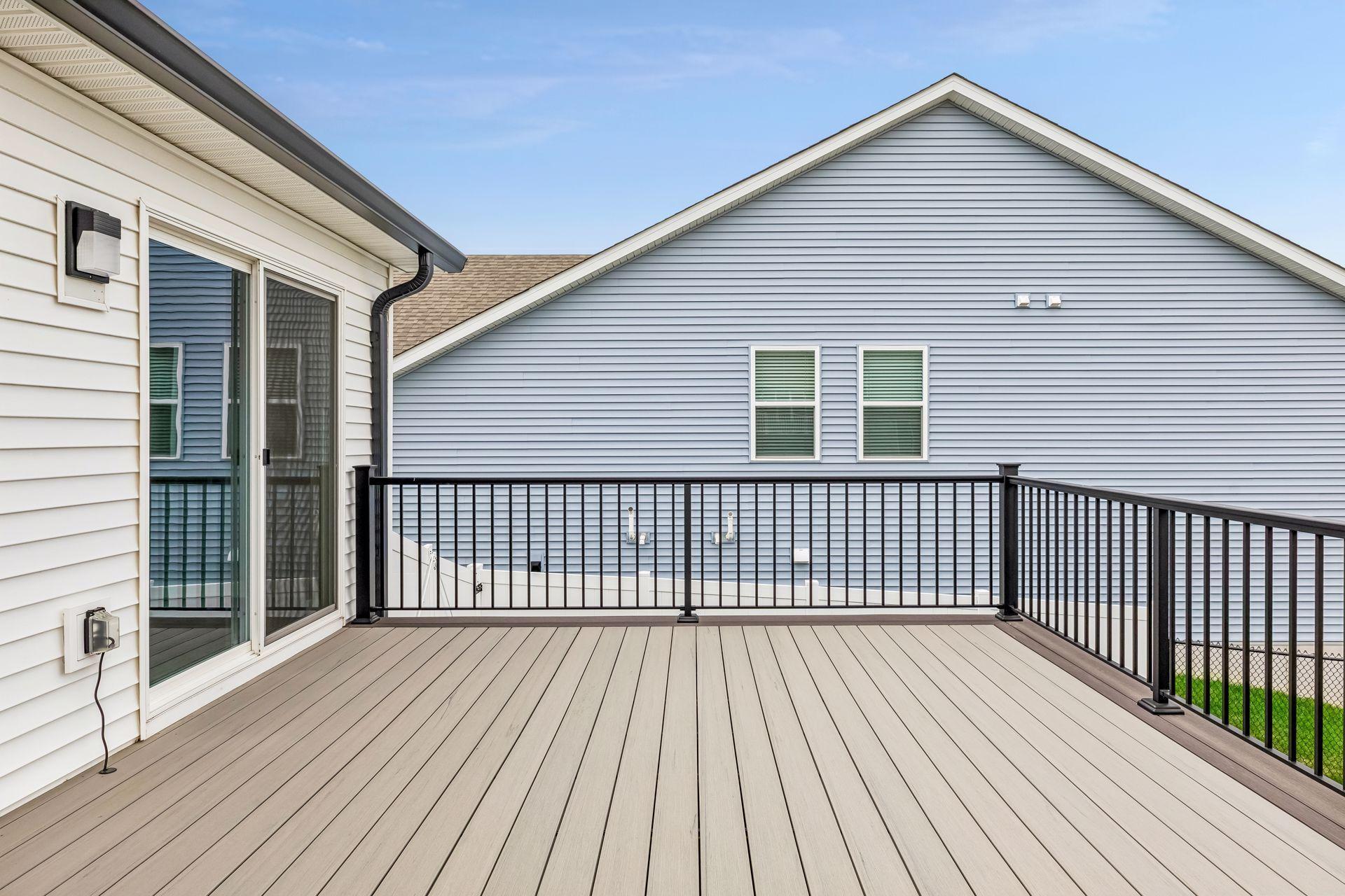 8261 Saddle Trail - Spacecrafting - 0045.jpg