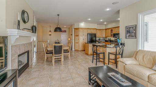 1405 Geneva Drive, Alexandria, MN 56308