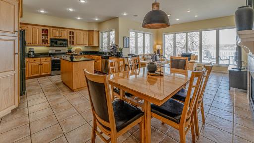 1405 Geneva Drive, Alexandria, MN 56308