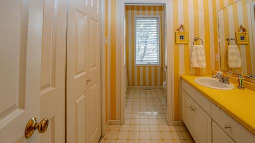1405 Geneva Drive, Alexandria, MN 56308