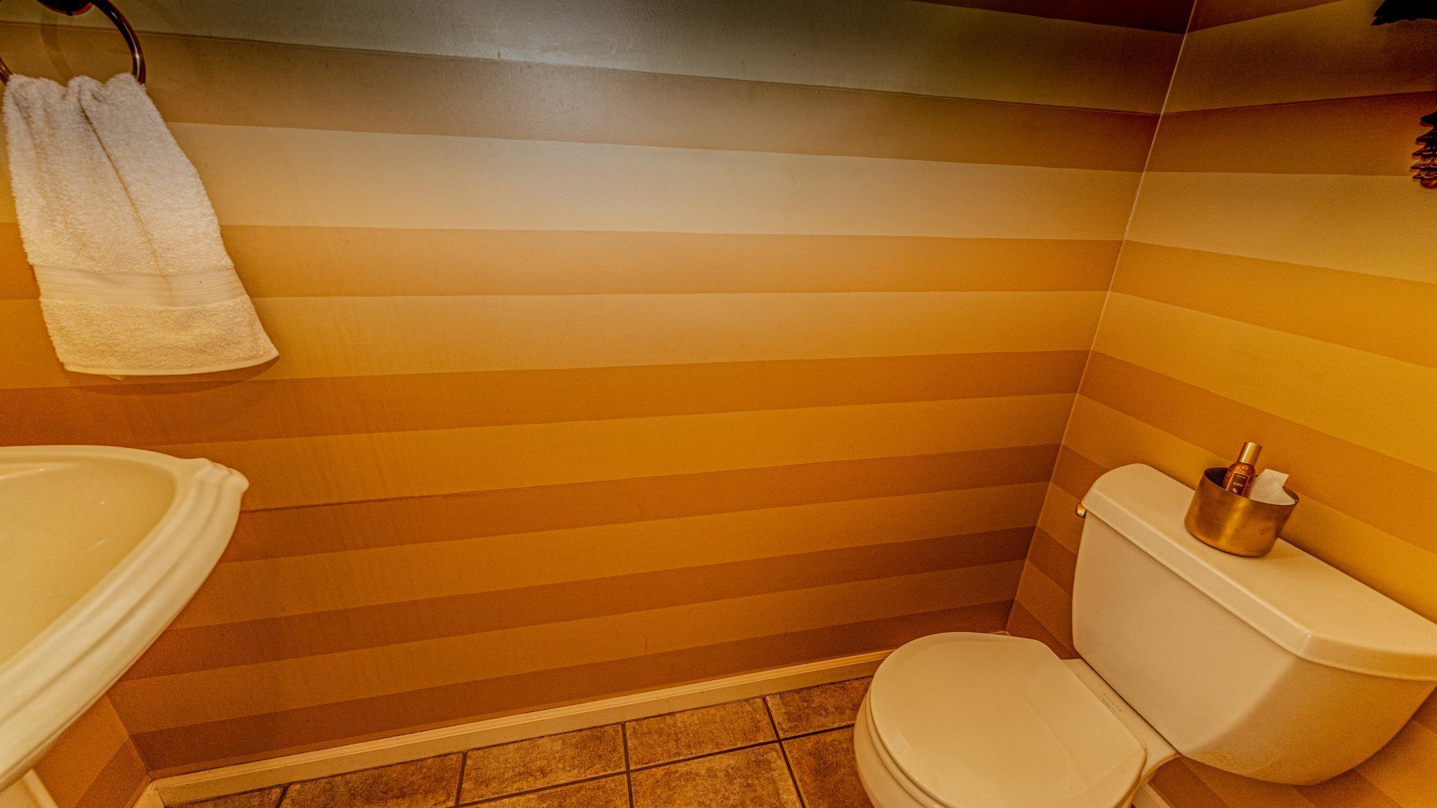 Main Floor Half Bath.jpg