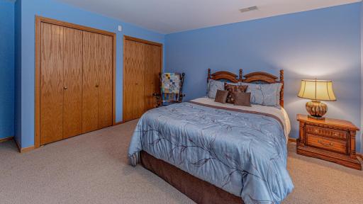 1405 Geneva Drive, Alexandria, MN 56308