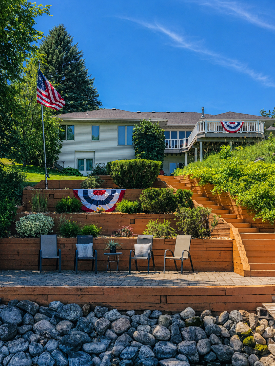 Lakeside Patio to House.png