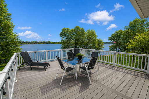 1405 Geneva Drive, Alexandria, MN 56308
