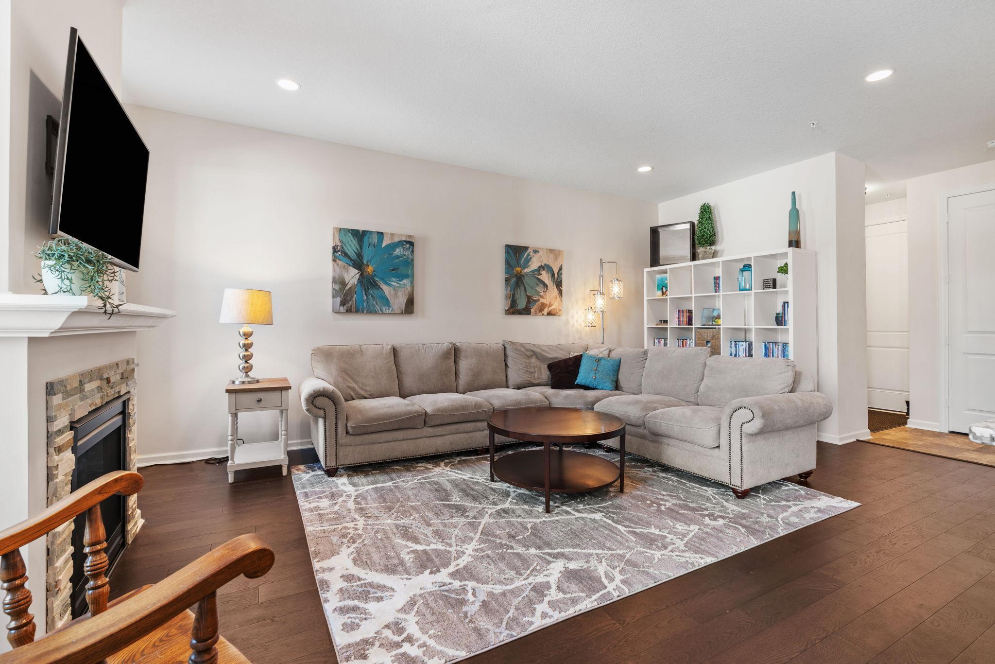 Plenty of space for large scale furniture