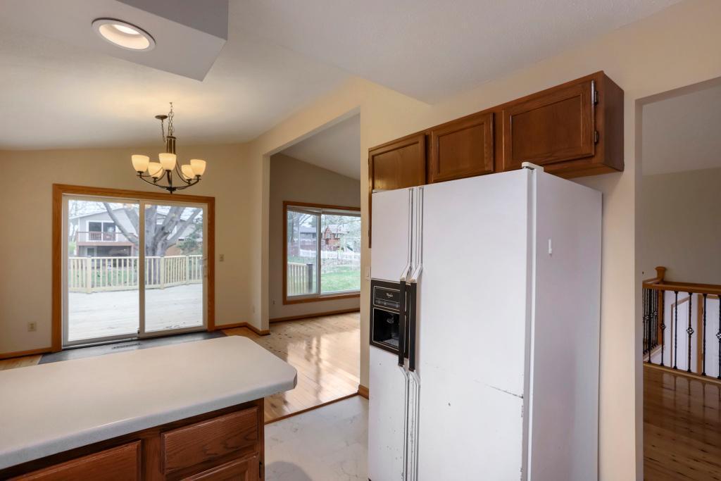 Seller willing to replace fridge!