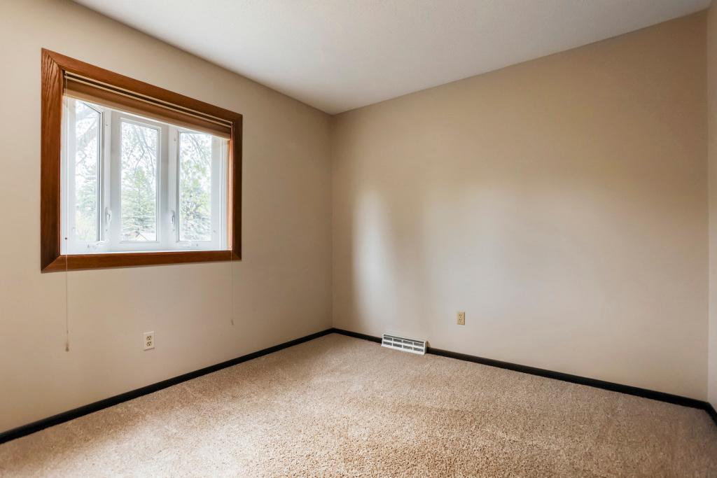 New carpet and paint throughout