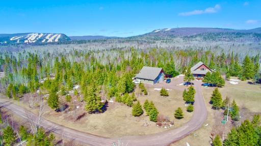 21 Turnagain Trail, Lutsen, MN 55612