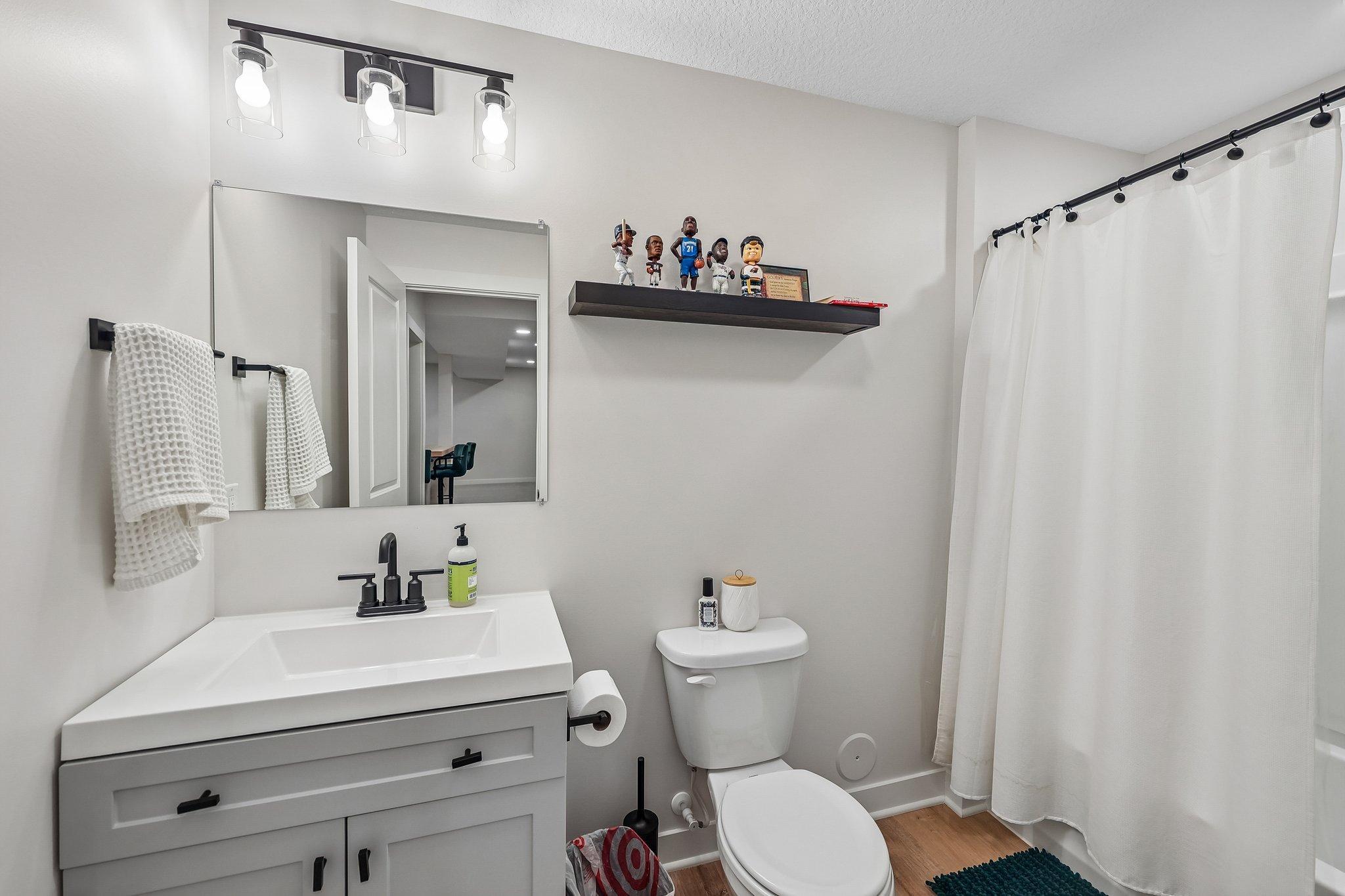 2800 Isabelle Dr 32.jpg