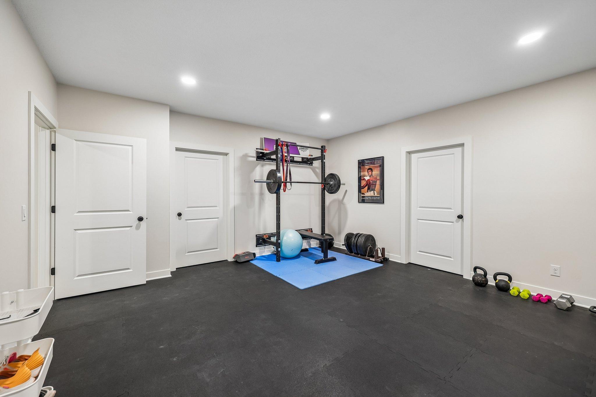2800 Isabelle Dr 42.jpg