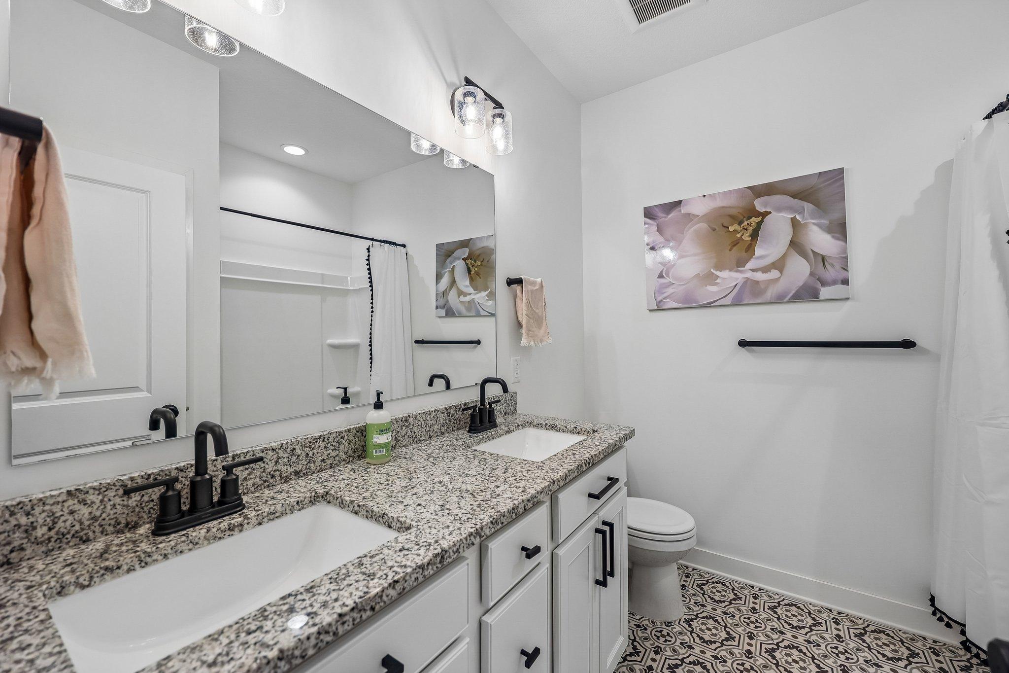 2800 Isabelle Dr 18.jpg