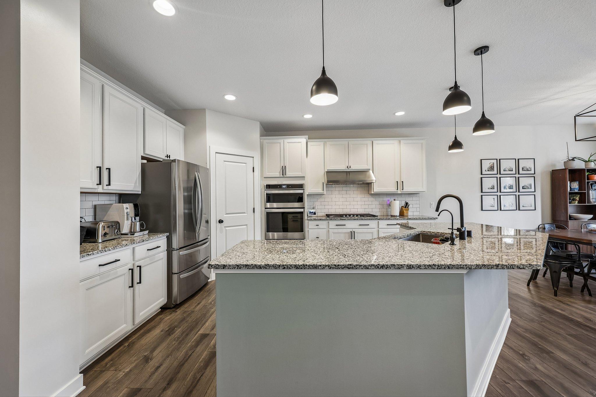 2800 Isabelle Dr 13.jpg