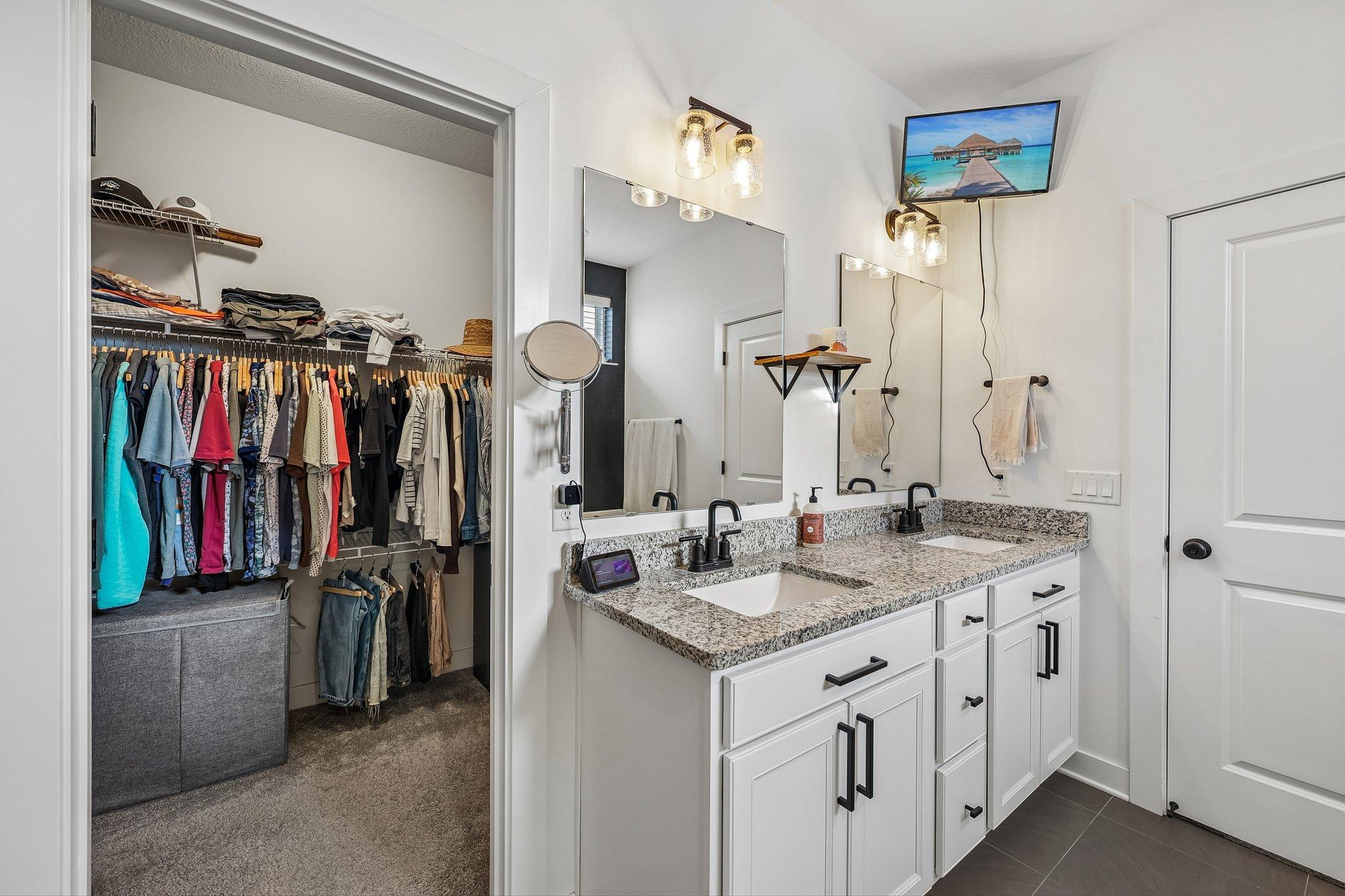 2800 Isabelle Dr 30.jpg