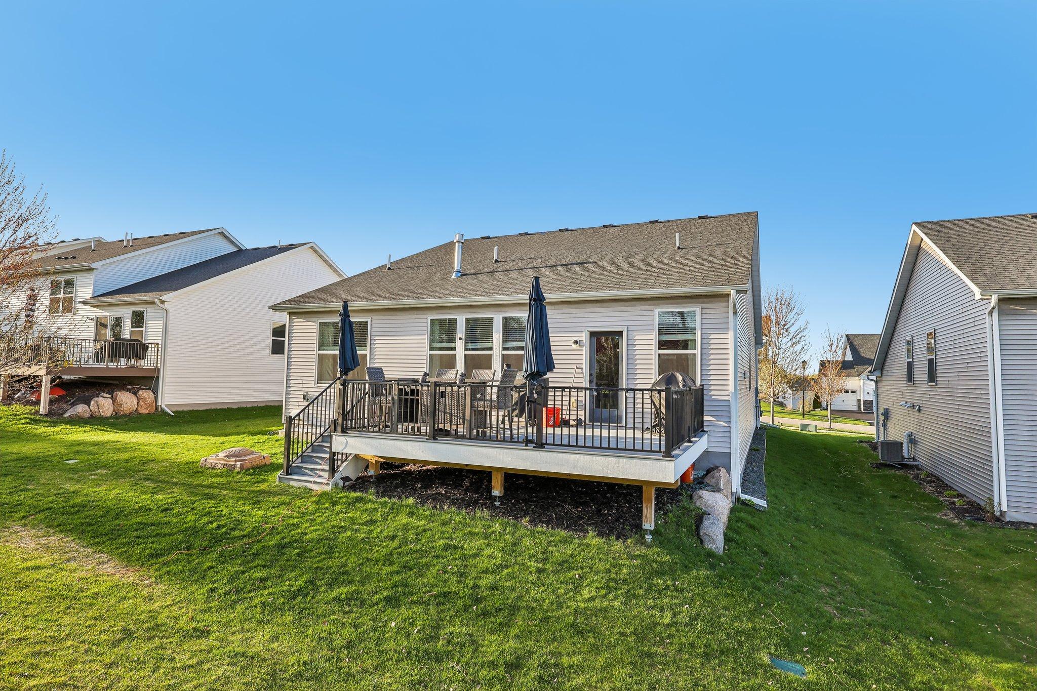 2800 Isabelle Dr 50.jpg
