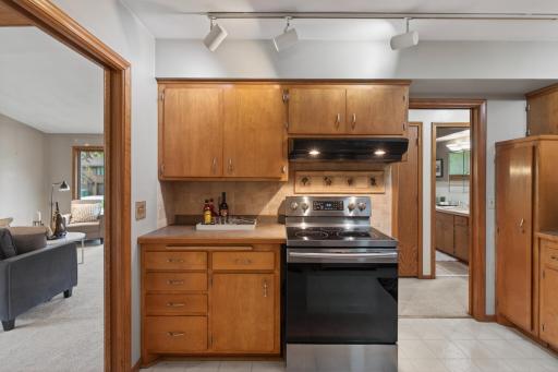 1373 Pike Lake Drive, Saint Paul, MN 55112