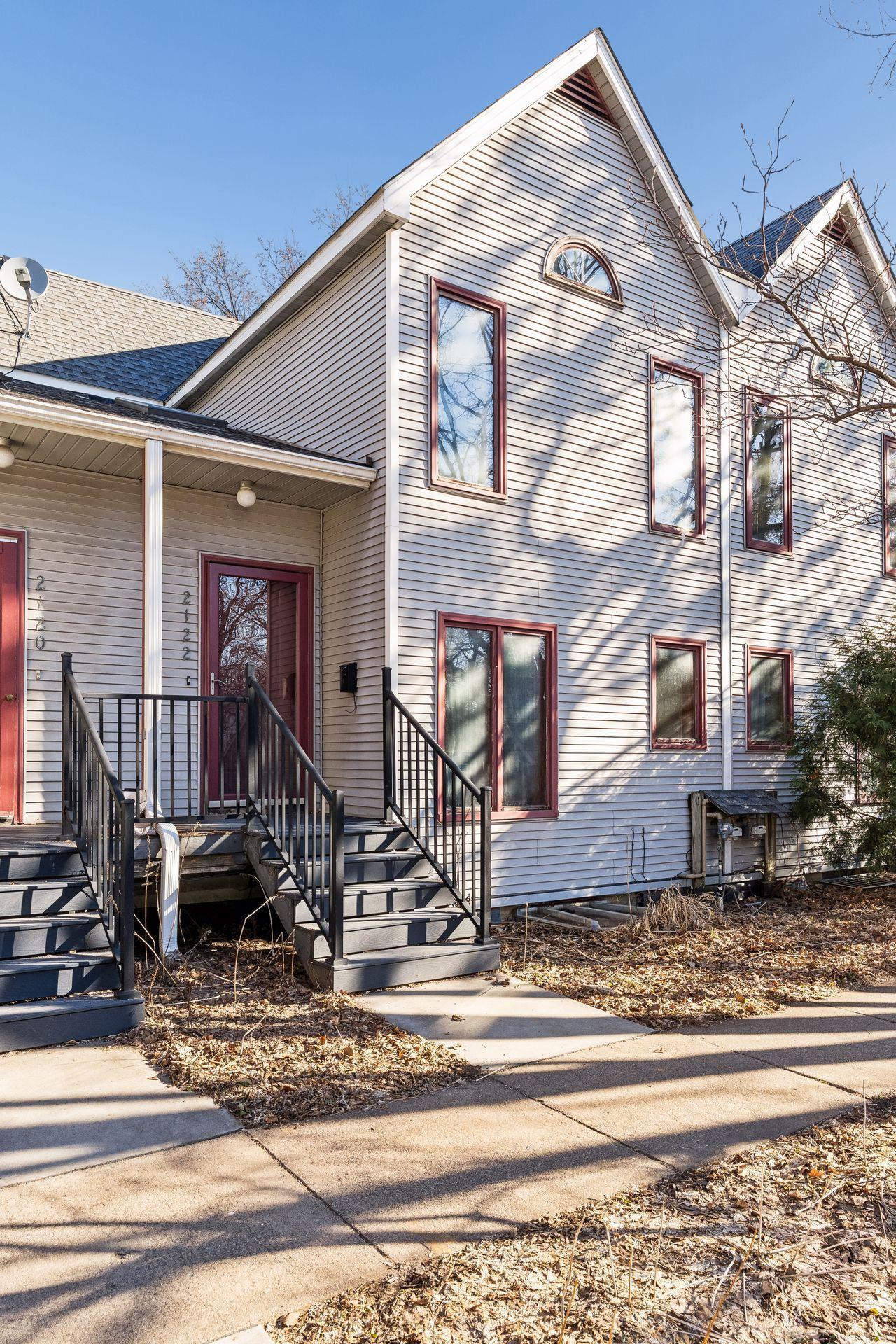 2122 East 22nd Street